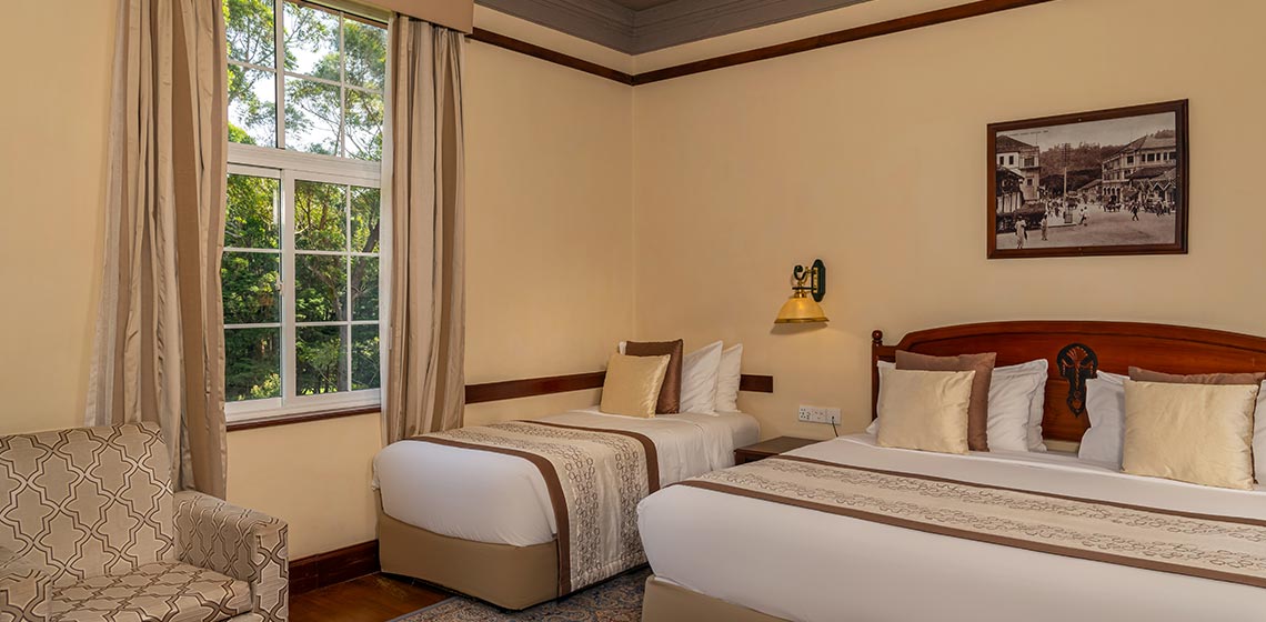 grand-hotel-Deluxe-room-2-1140x560
